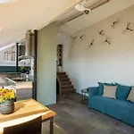 Bed & Breakfast Belle5 Vully-les-Lacs