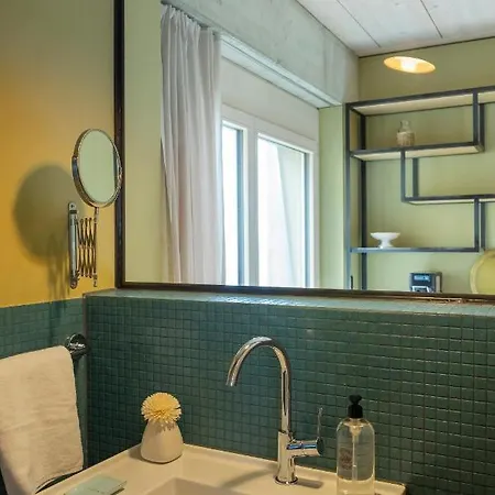 Belle5 Bed and breakfast Vully-les-Lacs