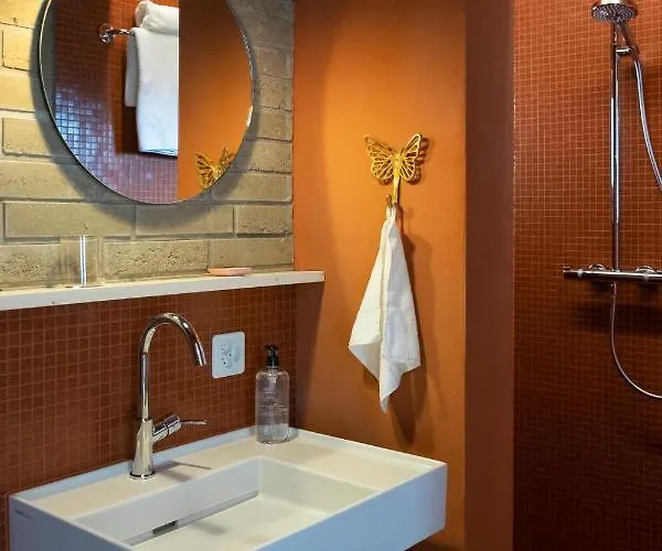 Belle5 Bed & Breakfast Vully-les-Lacs