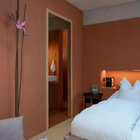 Belle5 Bed & Breakfast *